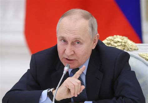 Ukraine is pushing Putin's red lines to the limit .